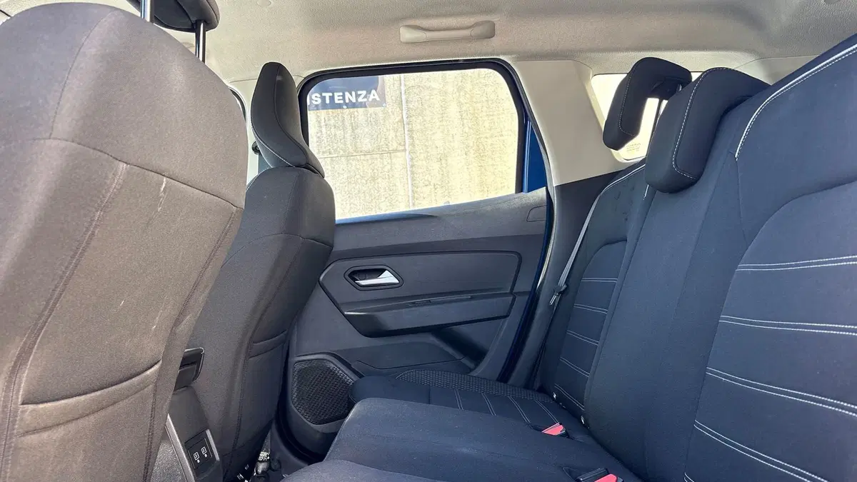 Dacia Duster usata a Parma (17)