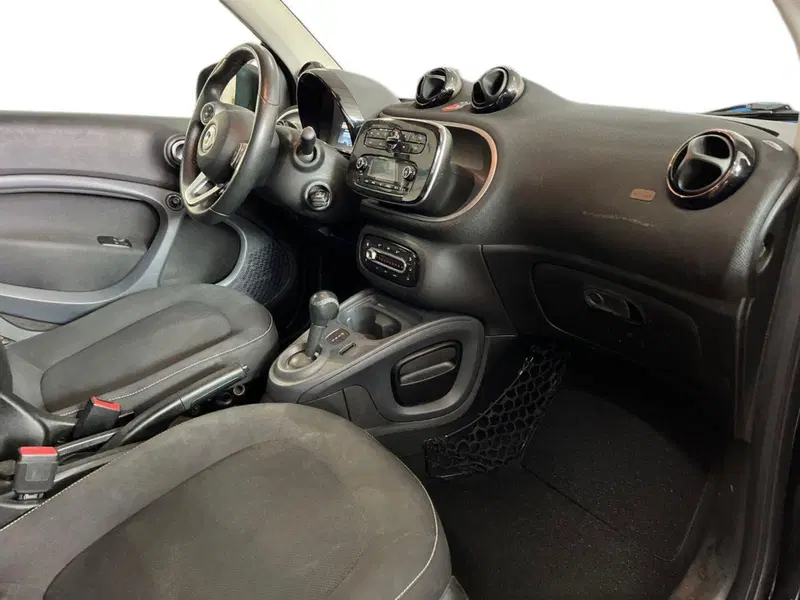 smart Fortwo usata a Matera (9)
