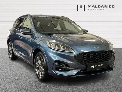 Ford Kuga 2.0 EcoBlue 120 CV aut. 2WD ST-Line X del 2023 usata a Foggia
