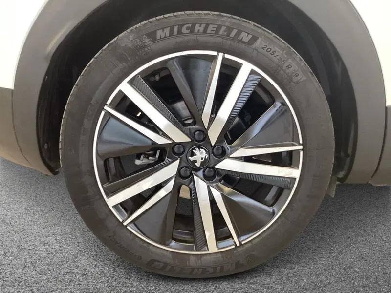 Peugeot 3008 usata a Foggia (6)
