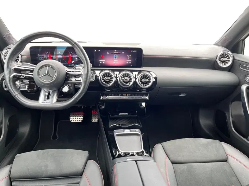 Mercedes-Benz Classe A usata a Bari (9)