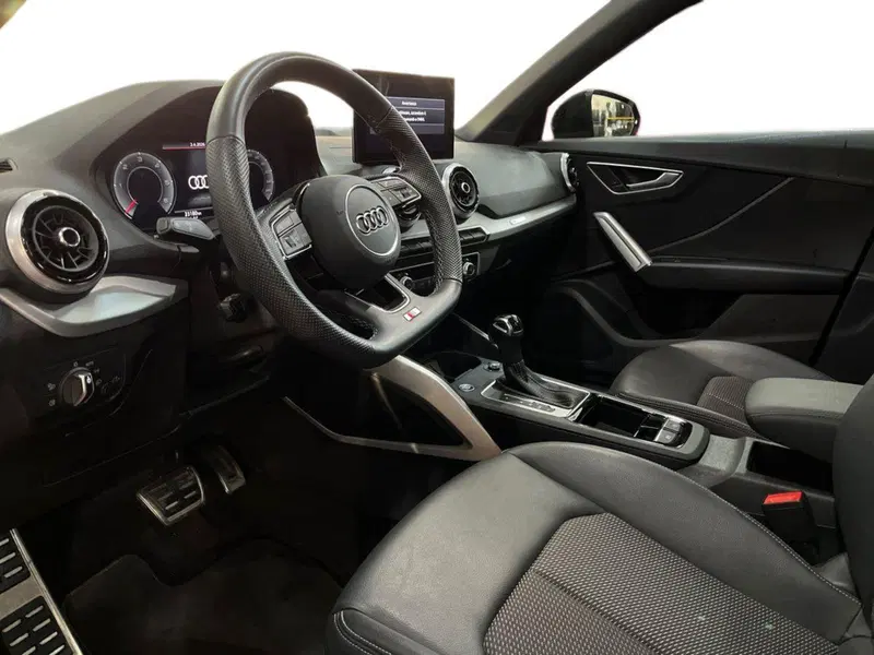 Audi Q2 usata a Bari (10)
