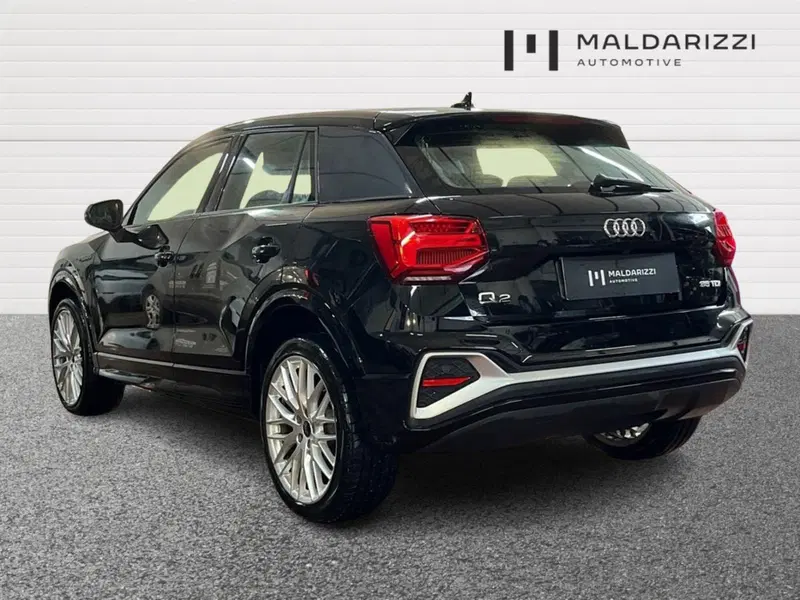 Audi Q2 usata a Bari (4)