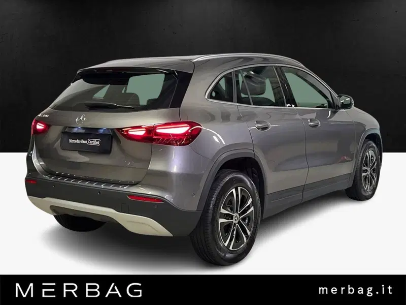 Mercedes-Benz GLA SUV usata a Monza e Brianza (2)