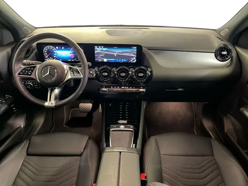 Mercedes-Benz GLA SUV usata a Monza e Brianza (9)