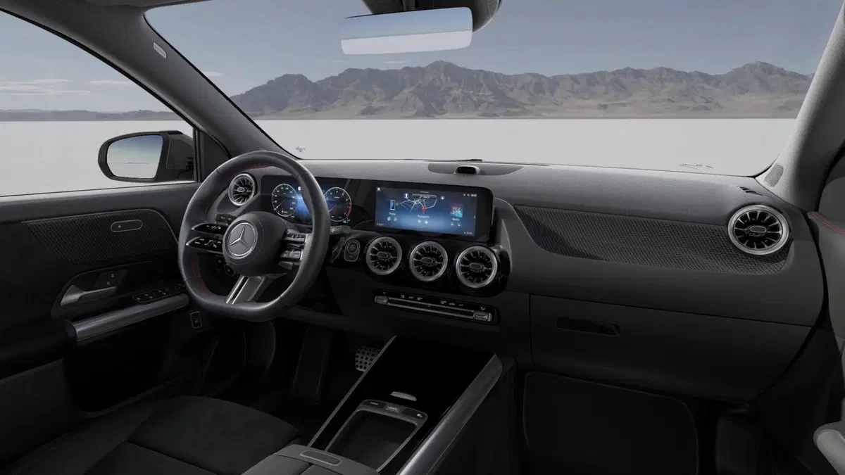 Mercedes-Benz GLA SUV nuova a Monza e Brianza (6)