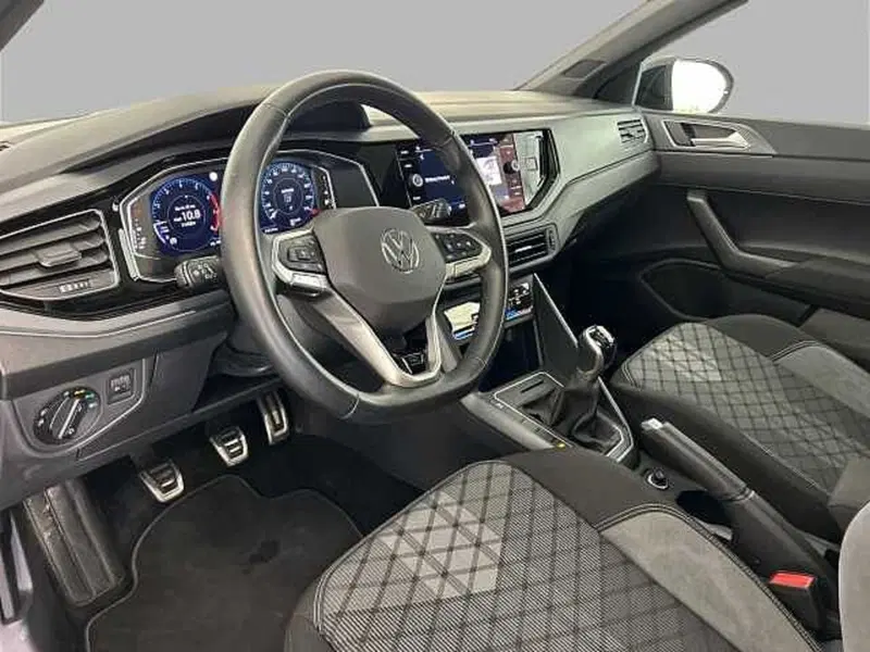 Volkswagen Taigo usata a Roma (10)