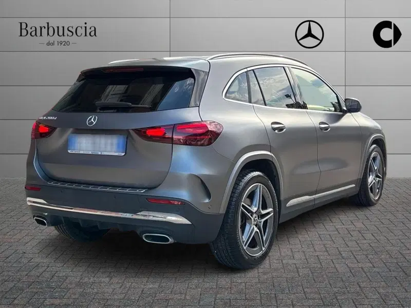 Mercedes-Benz GLA SUV usata a Pescara (3)