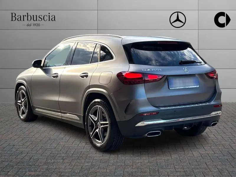 Mercedes-Benz GLA SUV usata a Pescara (4)