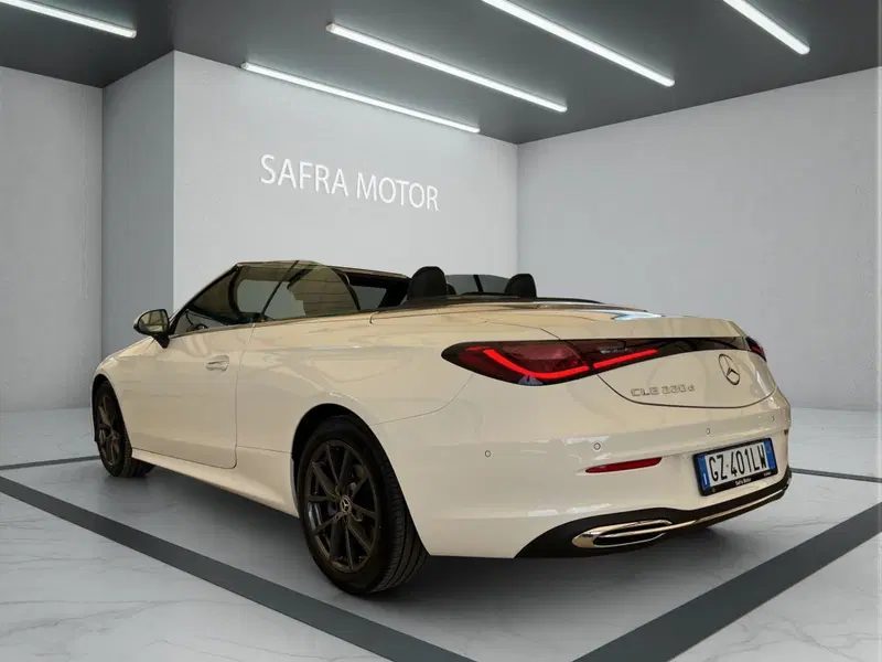 Mercedes-Benz CLE Cabrio usata a Cosenza (4)