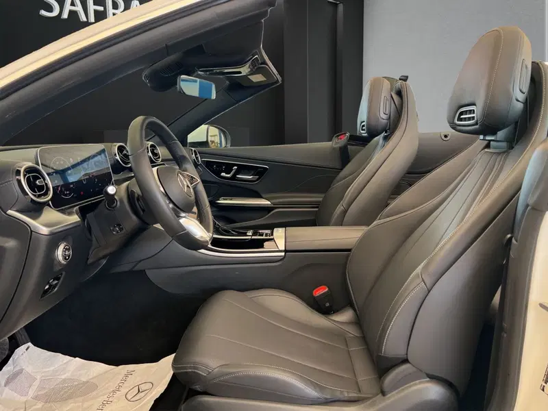 Mercedes-Benz CLE Cabrio usata a Cosenza (9)