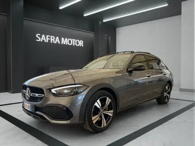Mercedes-Benz Classe C Station Wagon 220 d Mild hybrid 4Matic Premium del 2024 usata a Rende