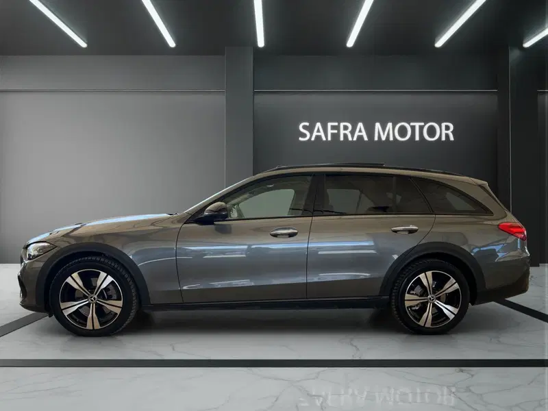 Mercedes-Benz Classe C Station Wagon usata a Cosenza (3)