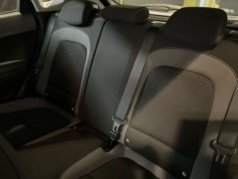 Hyundai Kona usata a Ancona (13)