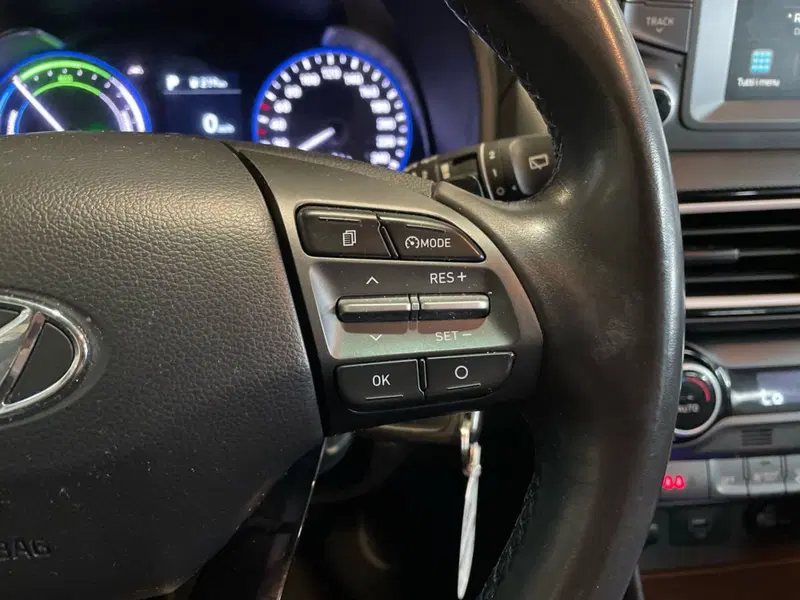 Hyundai Kona usata a Ancona (18)