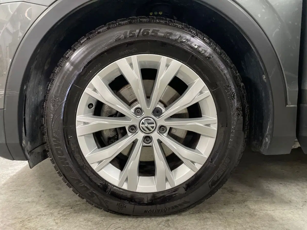 Volkswagen Tiguan usata a Macerata (8)