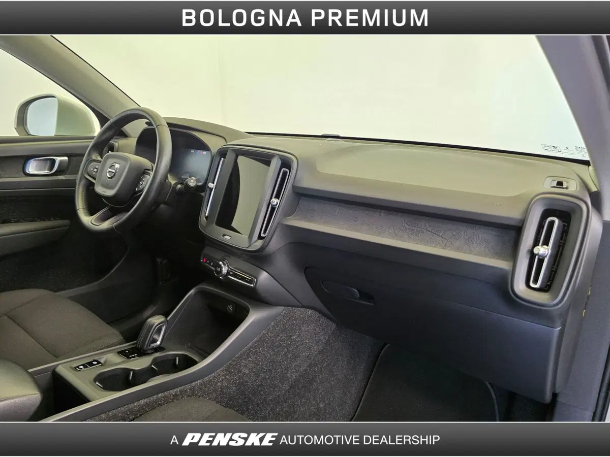 VOLVO Veicoli Commerciali XC40 usata a Bologna (15)