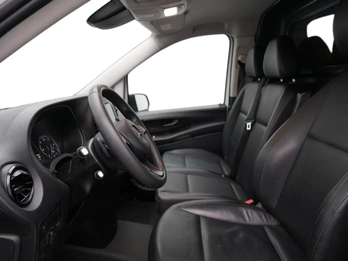 Mercedes-Benz Vito usata a Milano (12)