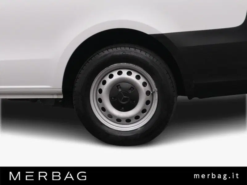 Mercedes-Benz Vito usata a Milano (13)