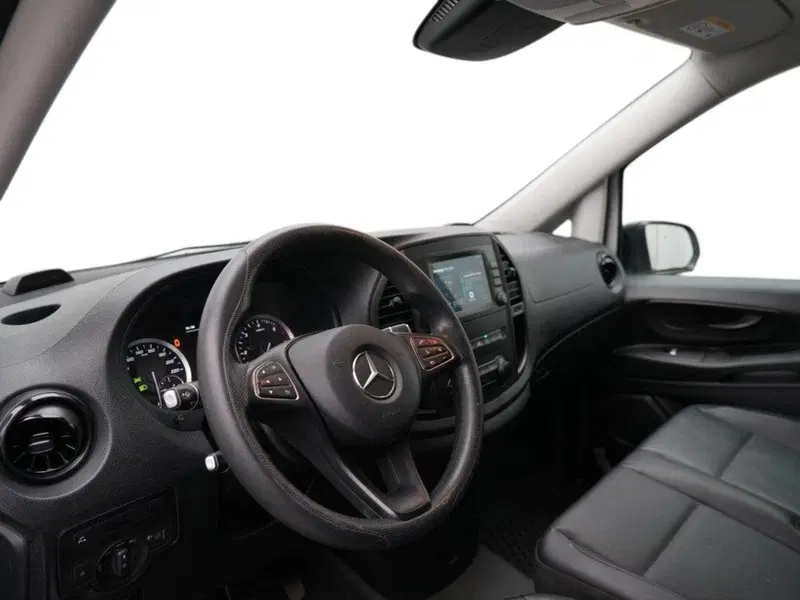 Mercedes-Benz Vito usata a Milano (9)