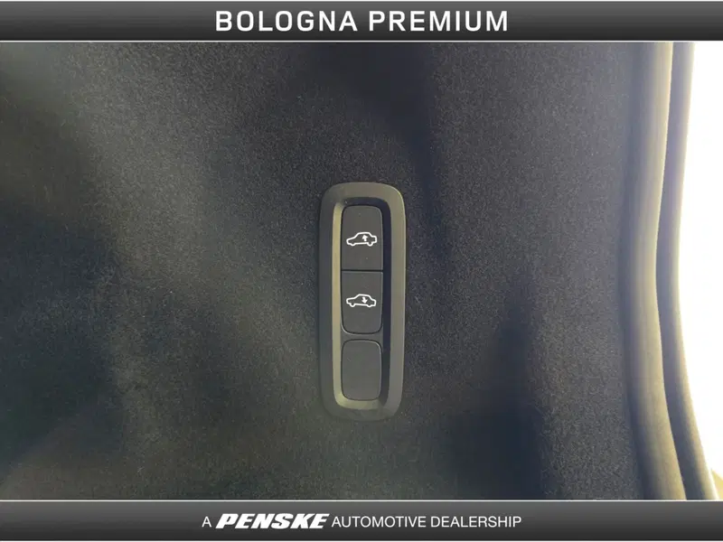 Volvo XC60 usata a Bologna (11)