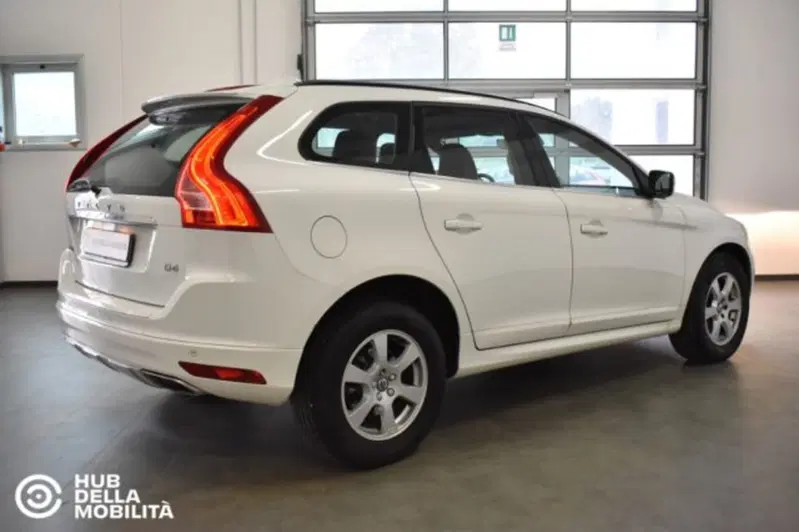 Volvo XC60 usata a Perugia (4)