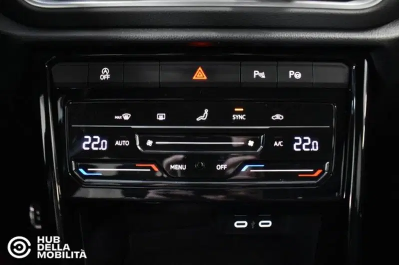 Volkswagen T-Roc usata a Perugia (13)