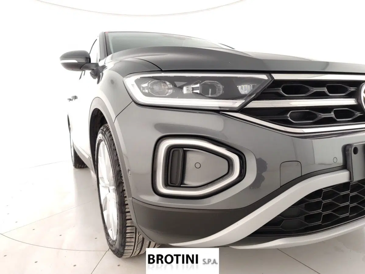 Volkswagen T-Roc usata a Massa-Carrara (5)