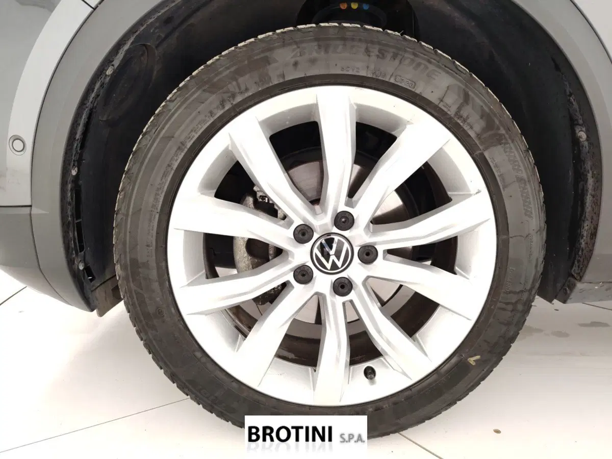 Volkswagen T-Roc usata a Massa-Carrara (6)
