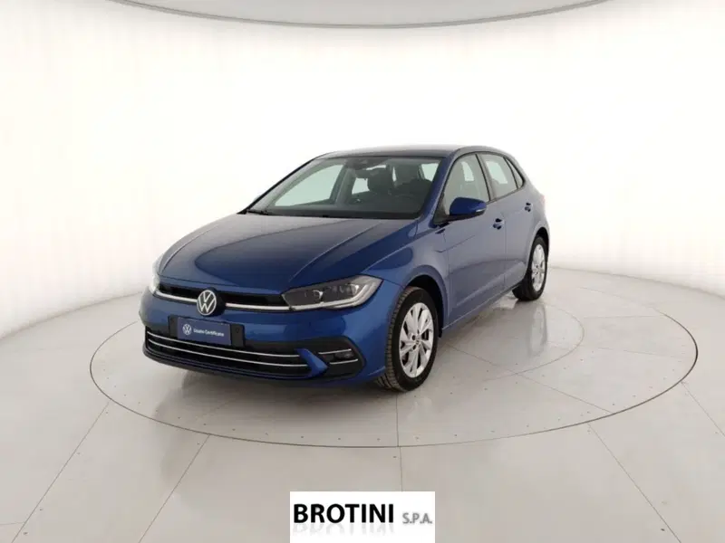 Volkswagen Polo usata a Massa-Carrara