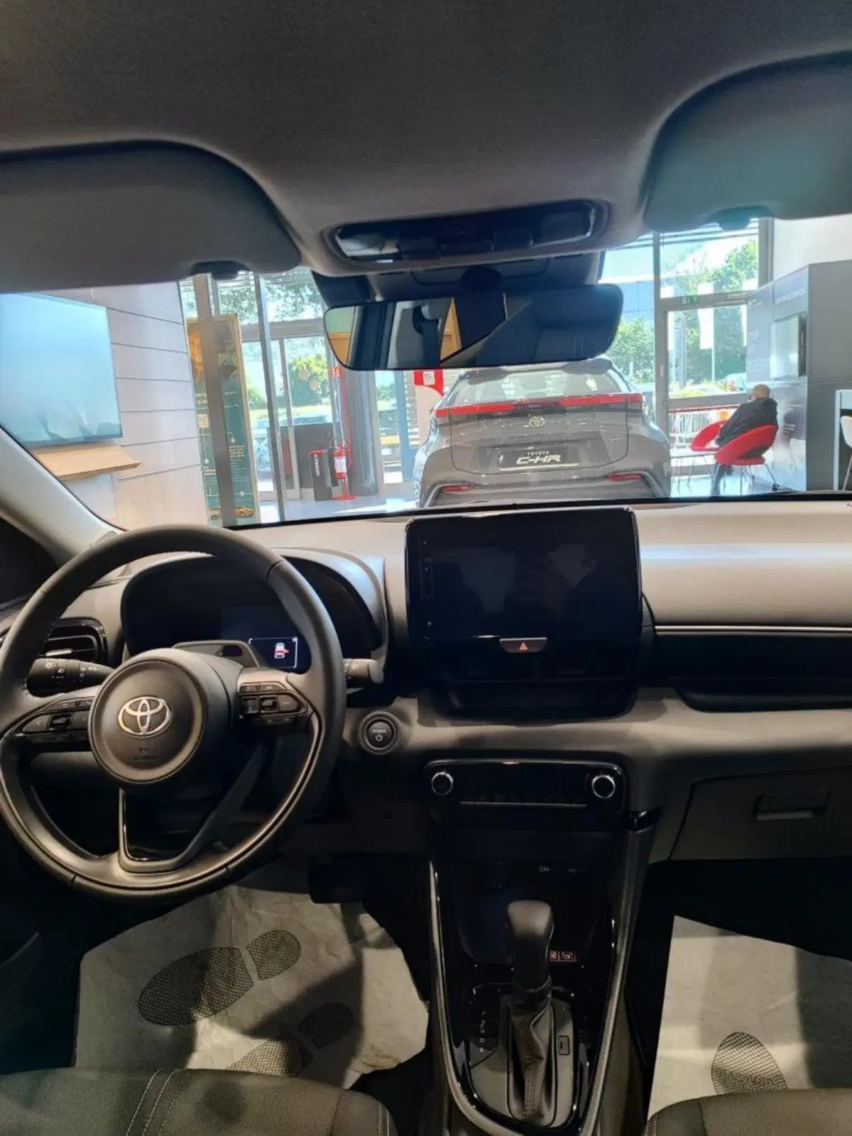 Toyota Yaris nuova a Perugia (9)