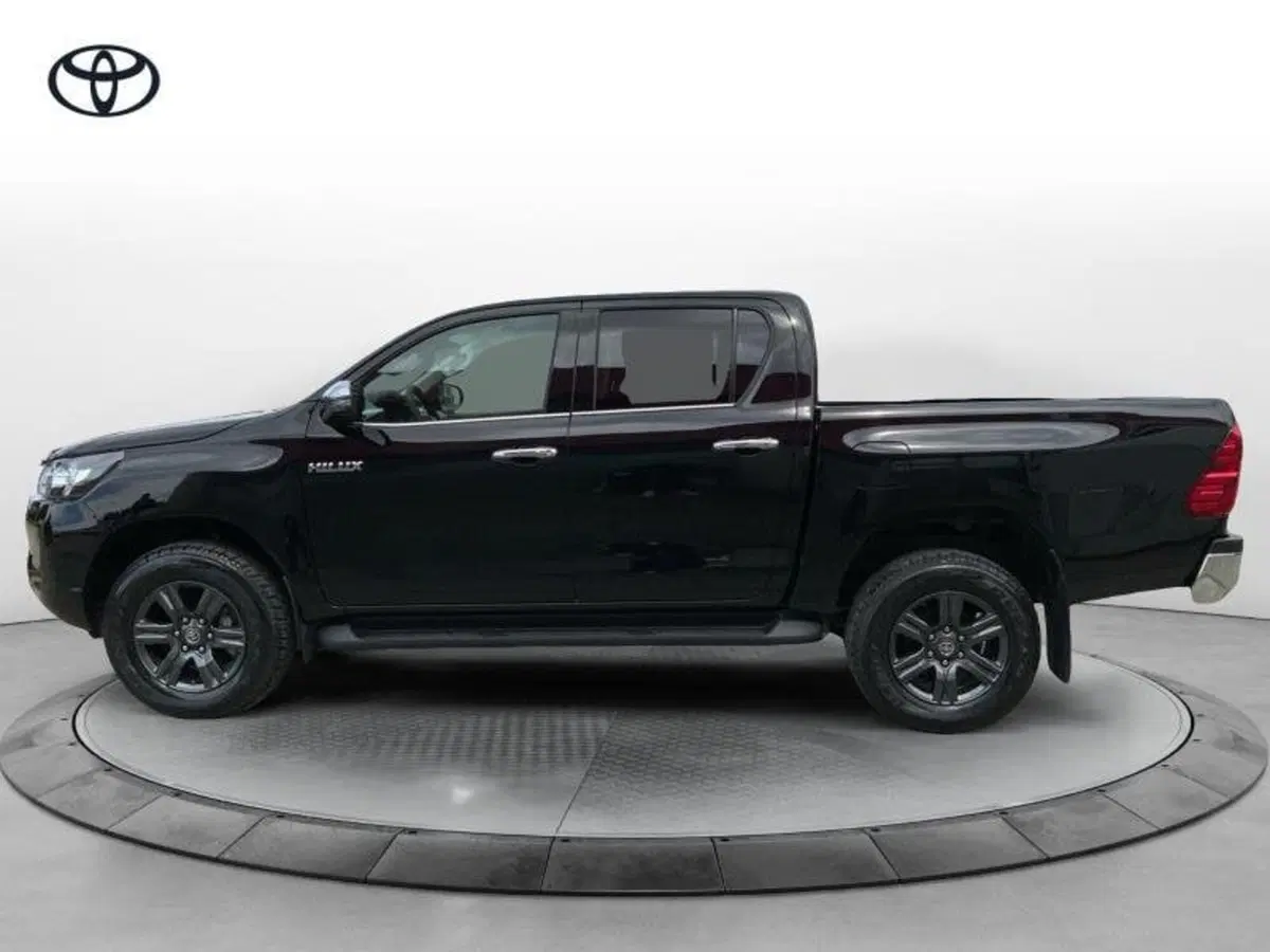 Toyota Hilux nuova a Perugia