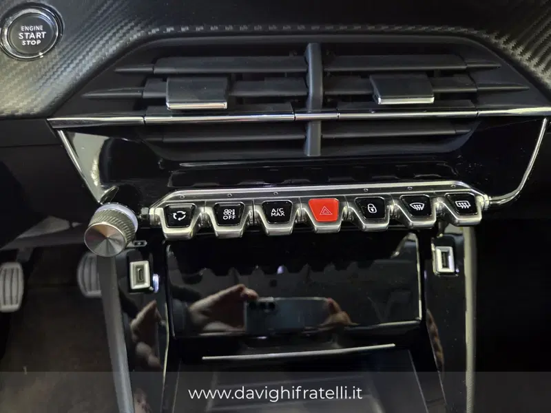 Peugeot 2008 usata a Parma (17)