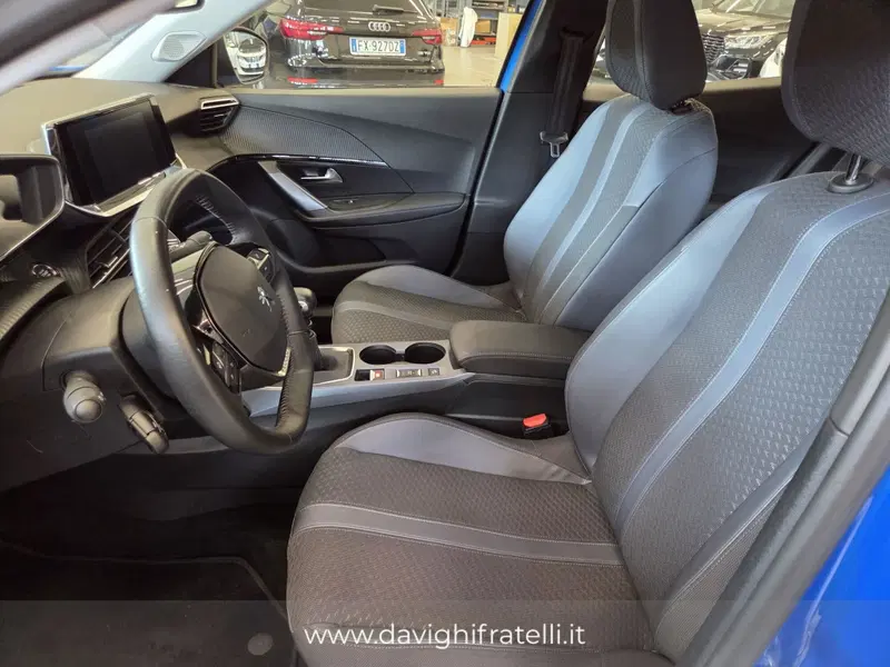 Peugeot 2008 usata a Parma (9)