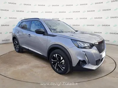 Peugeot 2008 PureTech 130 S&amp;S EAT8 Allure Pack del 2022 usata a Parma