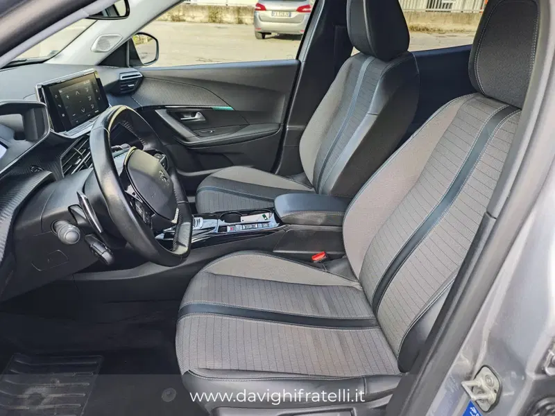 Peugeot 2008 usata a Parma (7)