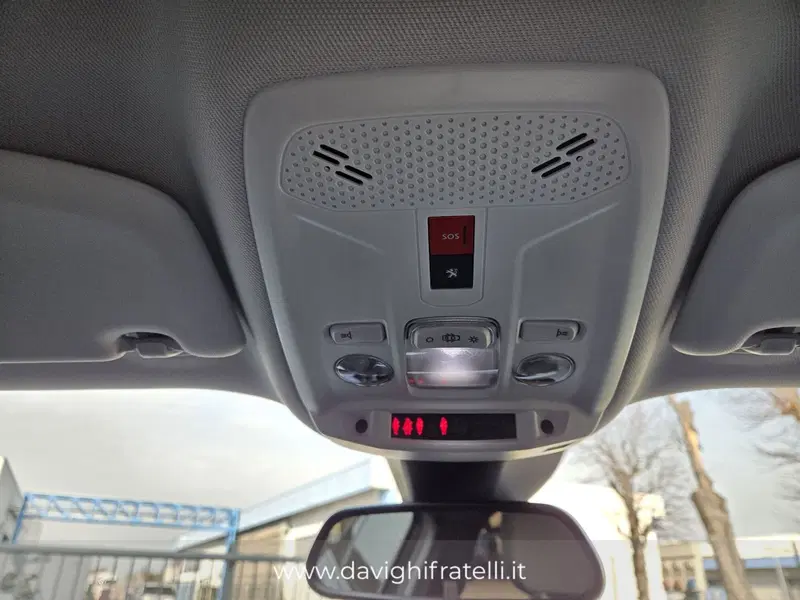 Peugeot 2008 usata a Parma (19)