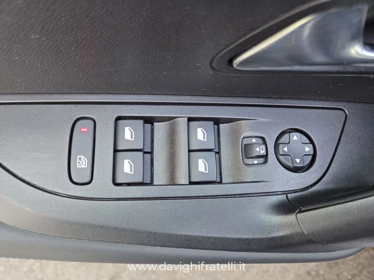 Peugeot 2008 usata a Parma (20)