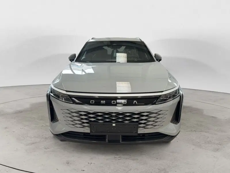 Omoda Omoda 9 SHS-P nuova a Milano (2)