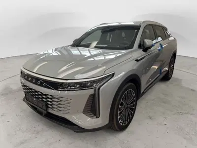 Omoda Omoda 9 SHS-P 1.5 tgdi phev Premium i-awd nuova a Seregno