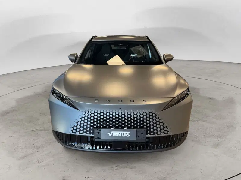 Omoda Omoda 7 SHS-P nuova a Monza e Brianza (2)