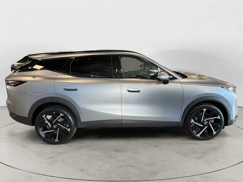 Omoda Omoda 7 SHS-P nuova a Monza e Brianza (7)