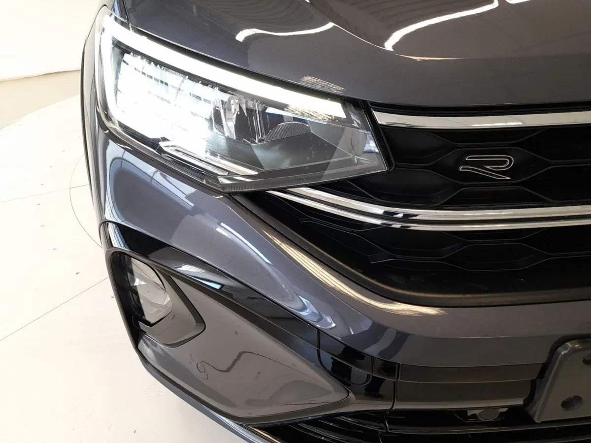 Volkswagen Taigo usata a Bologna (8)