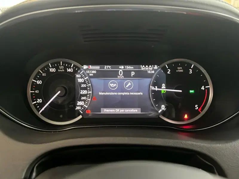 Jaguar E-Pace usata a Vicenza (13)