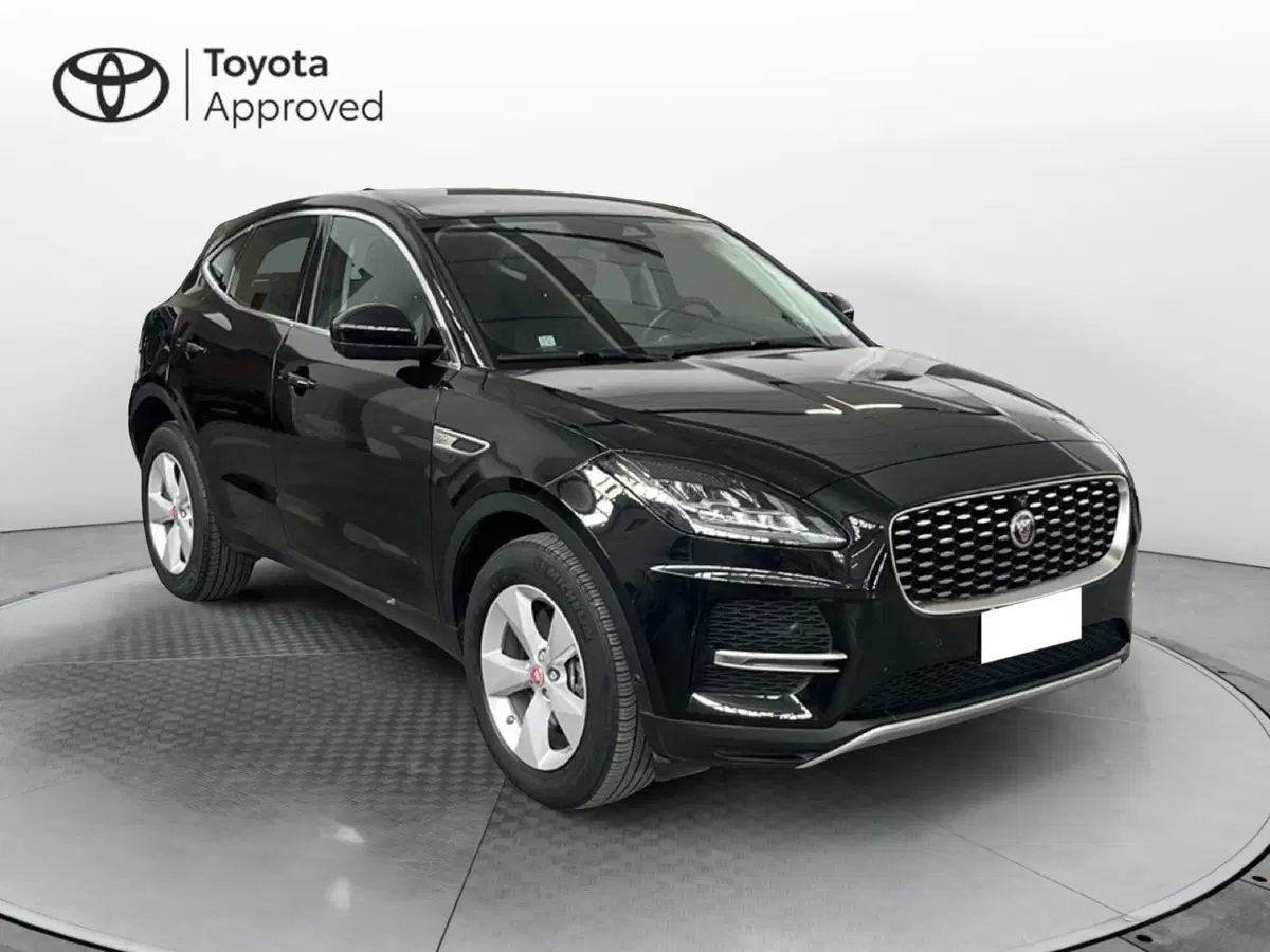 Jaguar E-Pace usata a Vicenza (2)