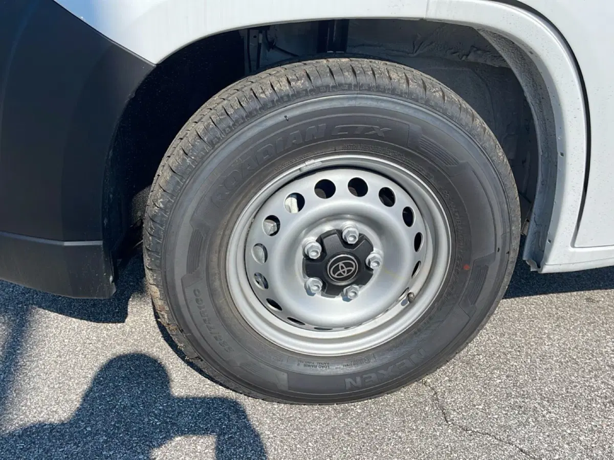 Toyota Proace Max nuova a Vicenza (16)