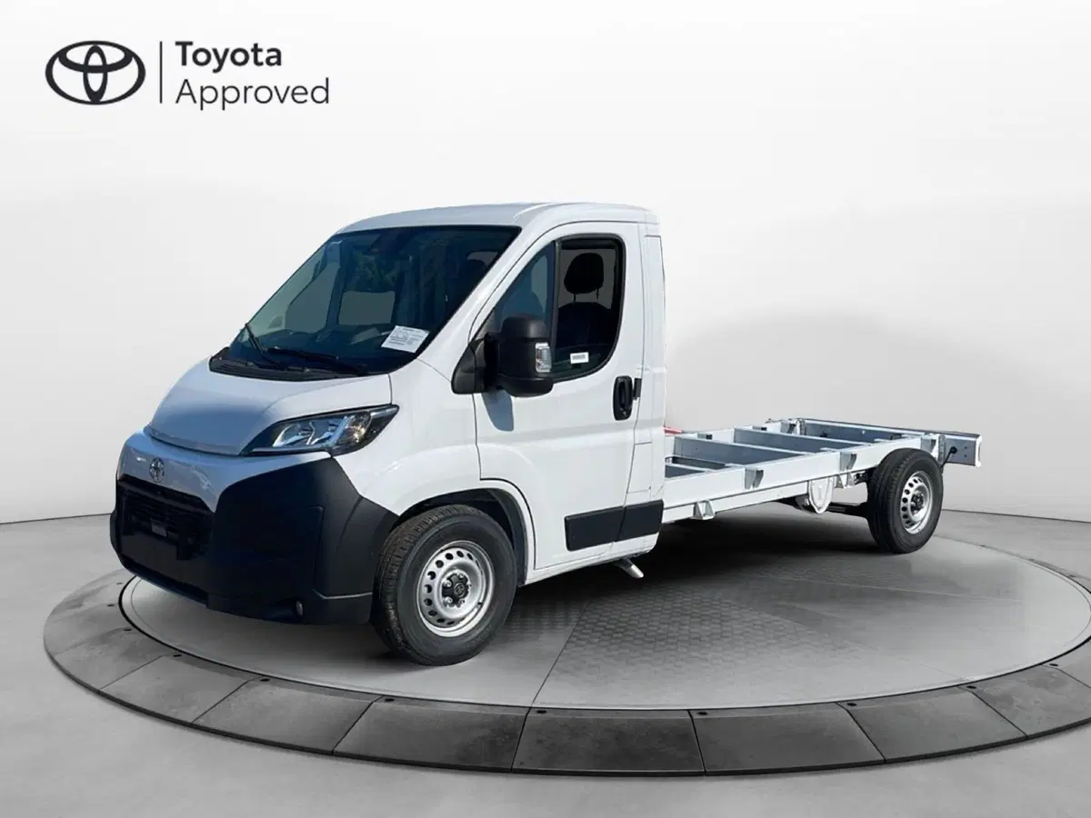 Toyota Proace Max nuova a Vicenza (3)