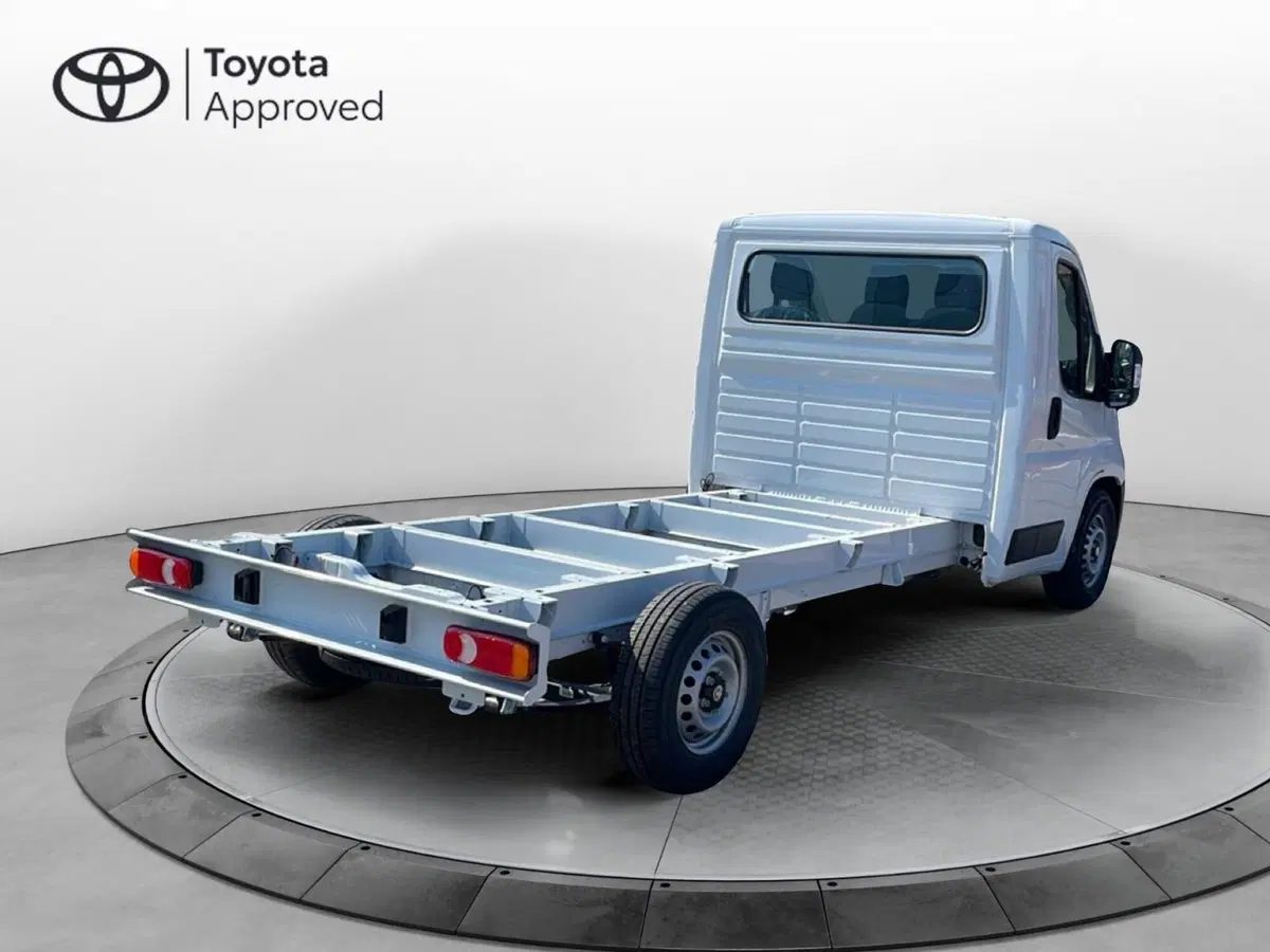 Toyota Proace Max nuova a Vicenza (8)