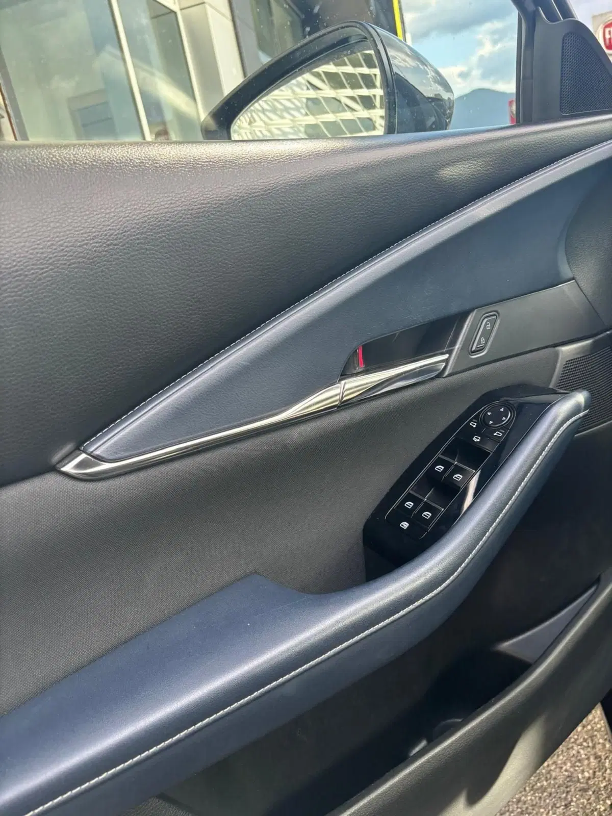Mazda CX-30 usata a Frosinone (6)