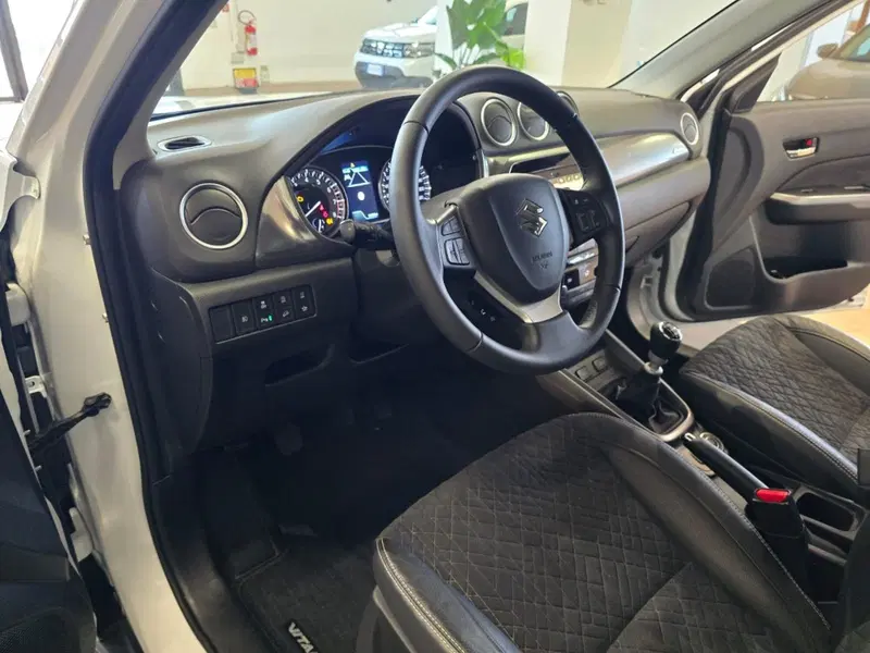 Suzuki Vitara usata a Rimini (7)